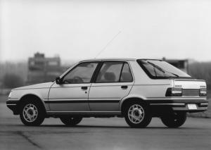 Peugeot 309 SR 5-Door